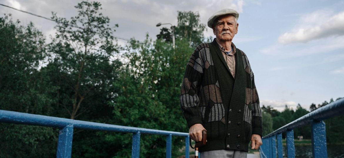 homem com doença de Parkinson