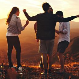 jovens nos cuidados de sáude