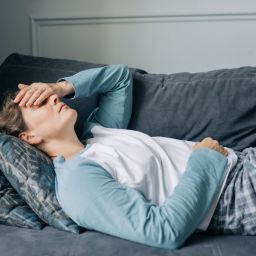relação entre enxaqueca e endometriose