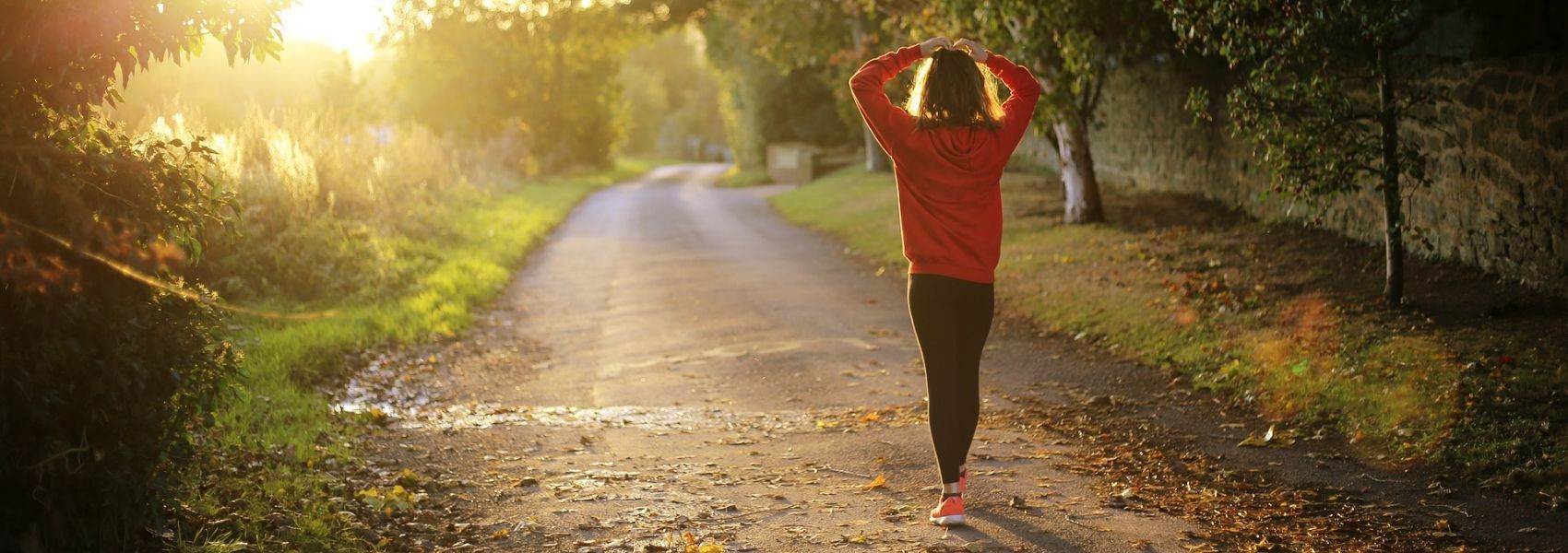 recolher energias a fazer caminhadas