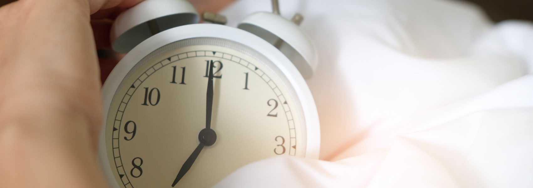 diferenças no cérebro entre os que se deitam e levantam tarde