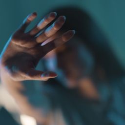 violência contra as mulheres e crianças