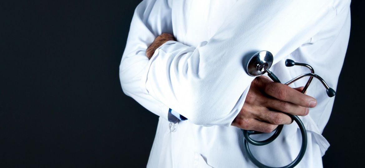escassez de profissionais no tratamento do cancro