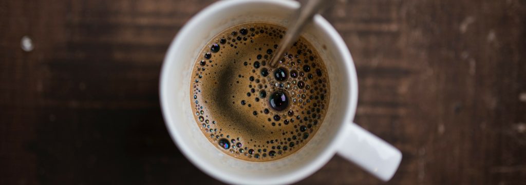 café ajuda a prolongar a vida
