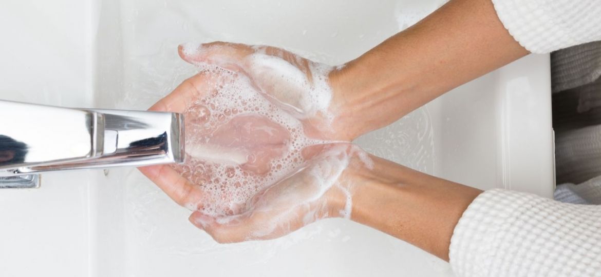 lavagem das mãos com sabão